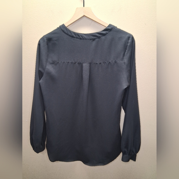 Lands' End Classic Black Blouse - Picture 7 of 9